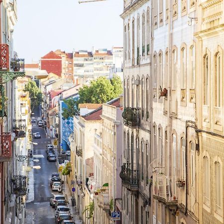 Feel Home In This Stunning Renovated Nest In Graca Lisbon Bagian luar foto
