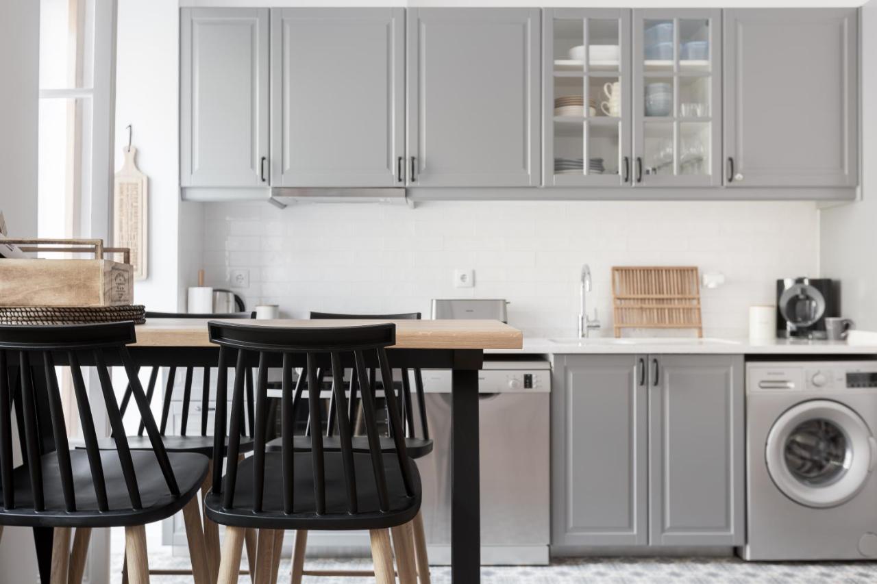 Feel Home In This Stunning Renovated Nest In Graca Lisbon Bagian luar foto