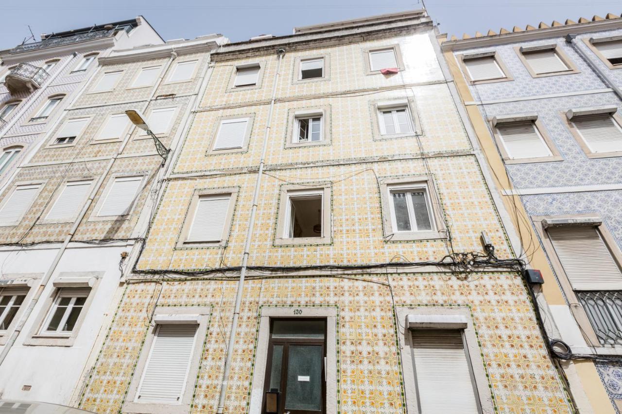 Feel Home In This Stunning Renovated Nest In Graca Lisbon Bagian luar foto