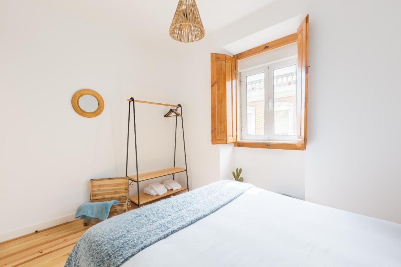 Feel Home In This Stunning Renovated Nest In Graca Lisbon Bagian luar foto